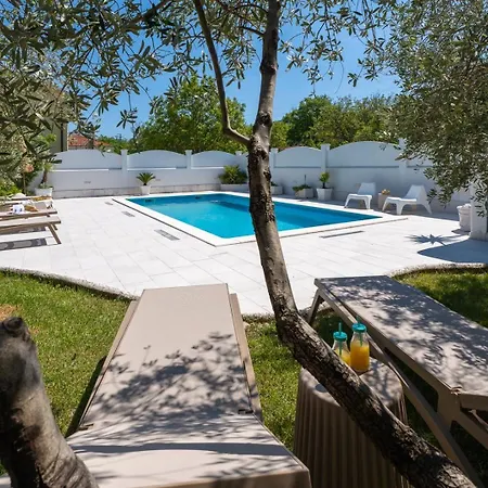 Tugarka Private Pool, Fitness, Play-house, Great For Families, Max 6 Per.