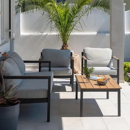 Tugarka Private Pool, Fitness, Play-house, Great For Families, Max 6 Per. Villa